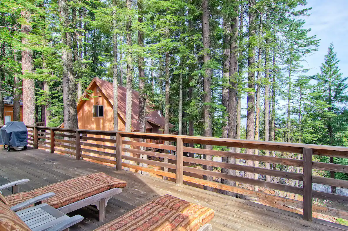maison Yosemite AirBnB terrasse avec vue